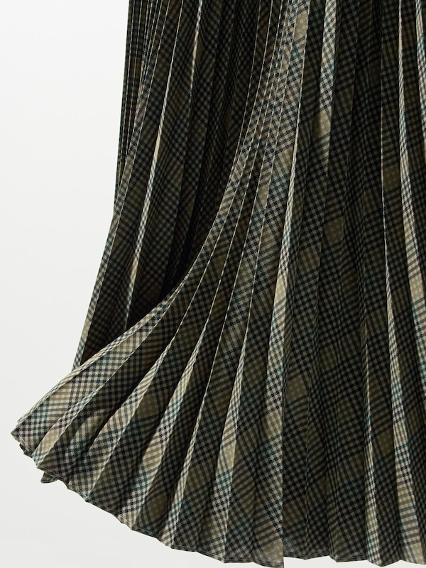 PLEATED LONG SKIRT