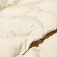 https://image.uniqlo.com/UQ/ST3/ca/imagesgoods/471375/feature/cagoods_471375_feature4.jpg