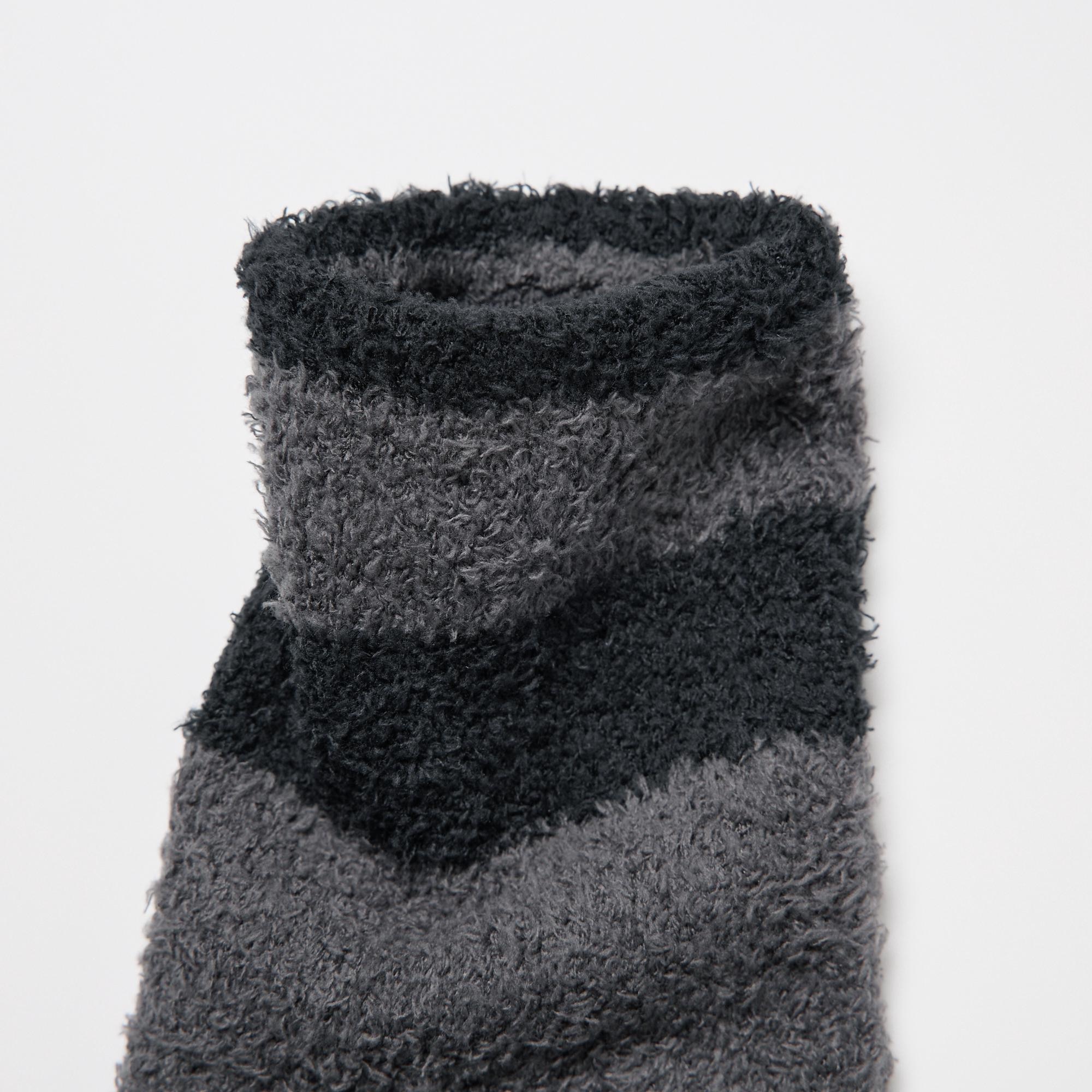 HEATTECH FLUFFY HALF SOCKS