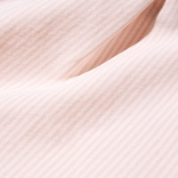https://image.uniqlo.com/UQ/ST3/ca/imagesgoods/473762/feature/cagoods_473762_feature1.jpg