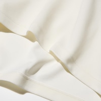 https://image.uniqlo.com/UQ/ST3/ca/imagesgoods/474596/feature/cagoods_474596_feature1.jpg