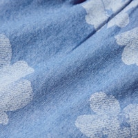 https://image.uniqlo.com/UQ/ST3/ca/imagesgoods/474729/feature/cagoods_474729_feature1.jpg