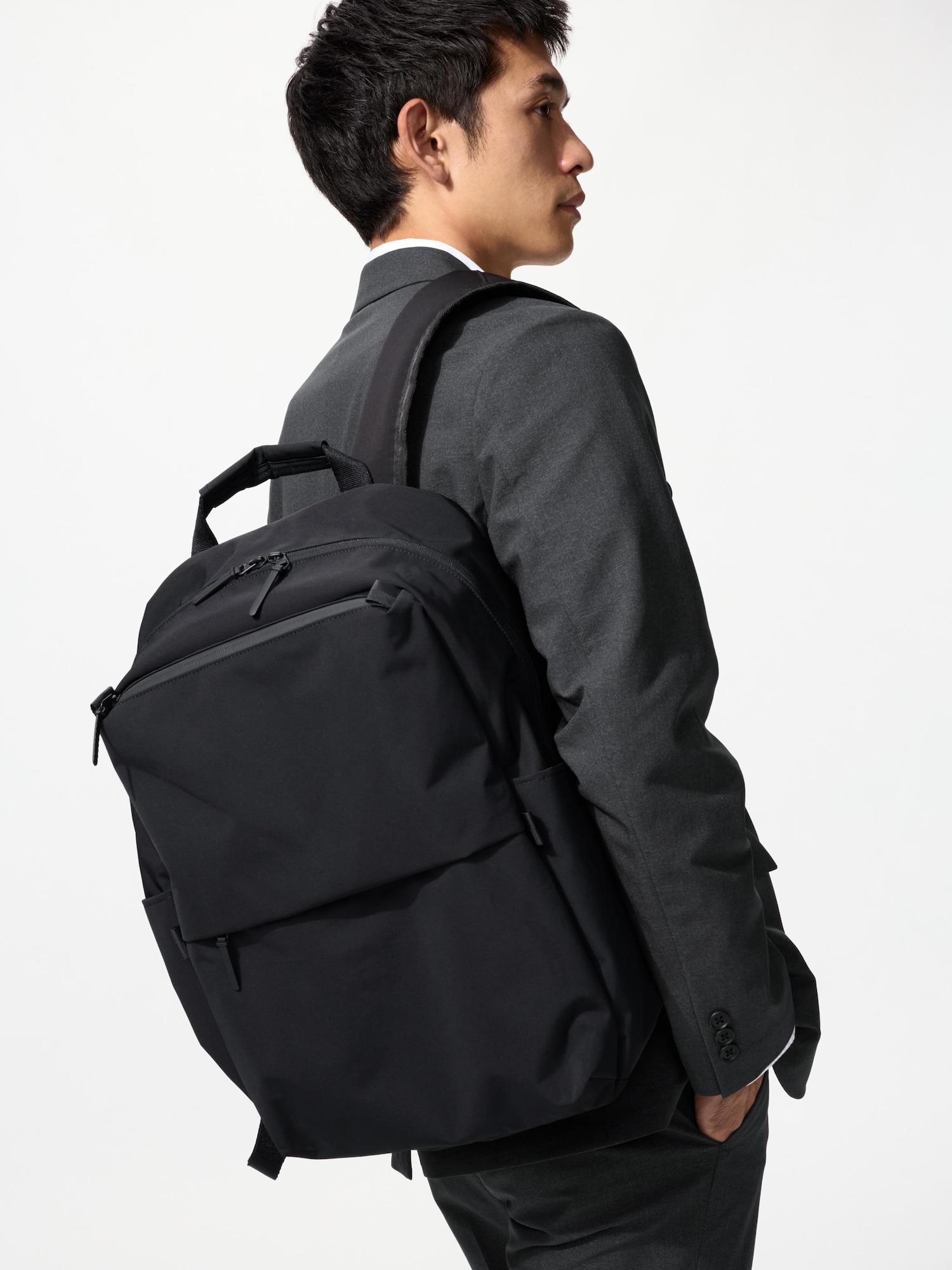 Unisex Functional Backpack | UNIQLO CA