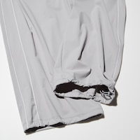 https://image.uniqlo.com/UQ/ST3/ca/imagesgoods/475385/feature/cagoods_475385_feature3.jpg