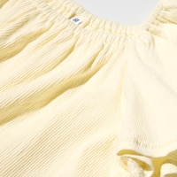 https://image.uniqlo.com/UQ/ST3/ca/imagesgoods/475476/feature/cagoods_475476_feature1.jpg