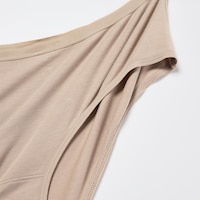 https://image.uniqlo.com/UQ/ST3/ca/imagesgoods/475504/feature/cagoods_475504_feature1.jpg