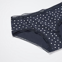 https://image.uniqlo.com/UQ/ST3/ca/imagesgoods/475508/feature/cagoods_475508_feature2.jpg