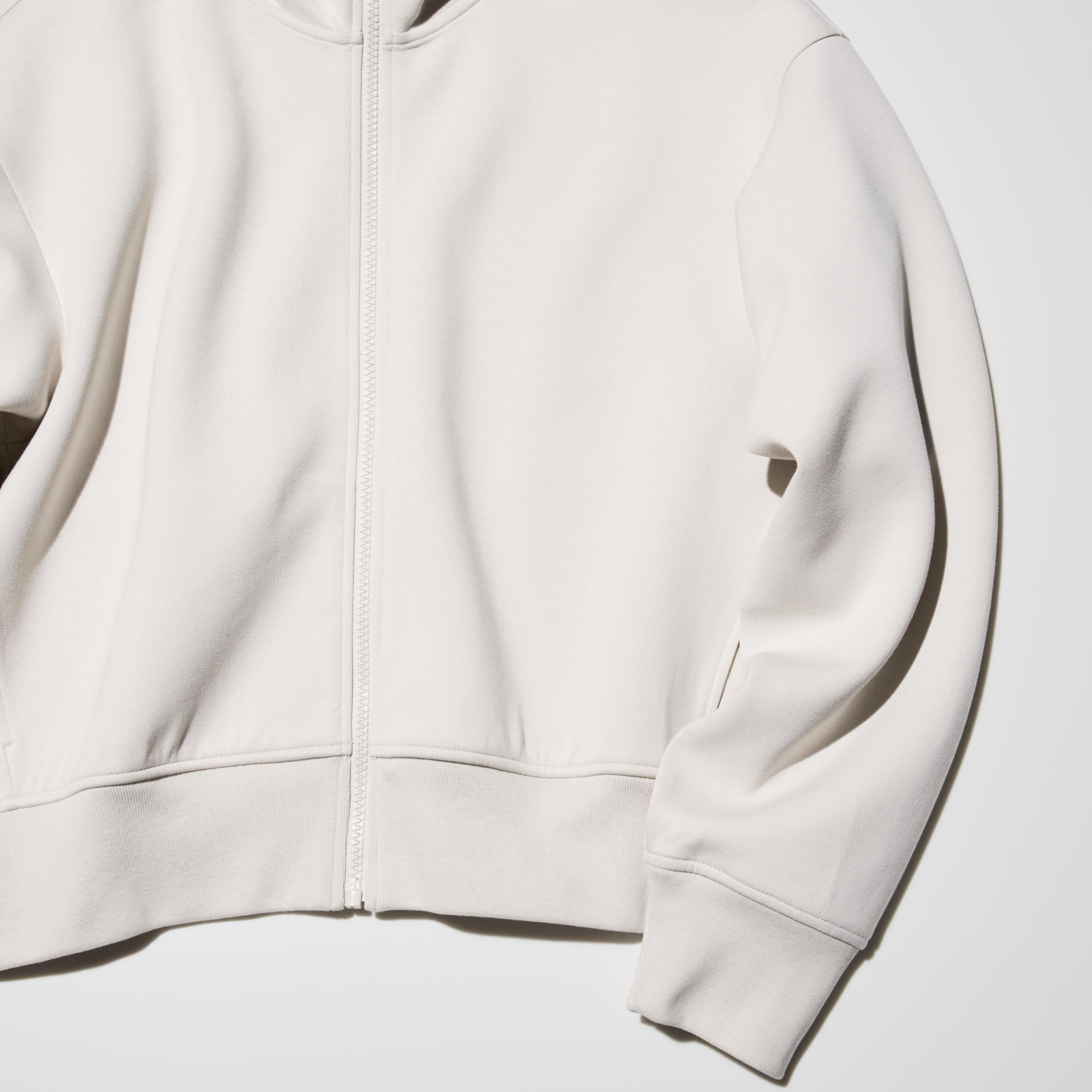 Ribbed cuffs and hem enhance the silhouette and help to keep warmth in.