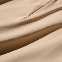 https://image.uniqlo.com/UQ/ST3/ca/imagesgoods/476112/feature/cagoods_476112_feature2.jpg