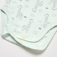 https://image.uniqlo.com/UQ/ST3/ca/imagesgoods/476339/feature/cagoods_476339_feature4.jpg