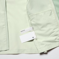 https://image.uniqlo.com/UQ/ST3/ca/imagesgoods/476895/feature/cagoods_476895_feature5.jpg