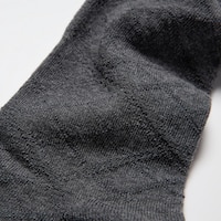 https://image.uniqlo.com/UQ/ST3/ca/imagesgoods/476967/feature/cagoods_476967_feature1.jpg