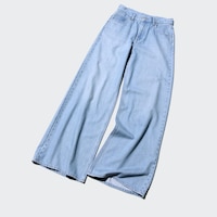 https://image.uniqlo.com/UQ/ST3/ca/imagesgoods/477332/feature/cagoods_477332_feature1.jpg