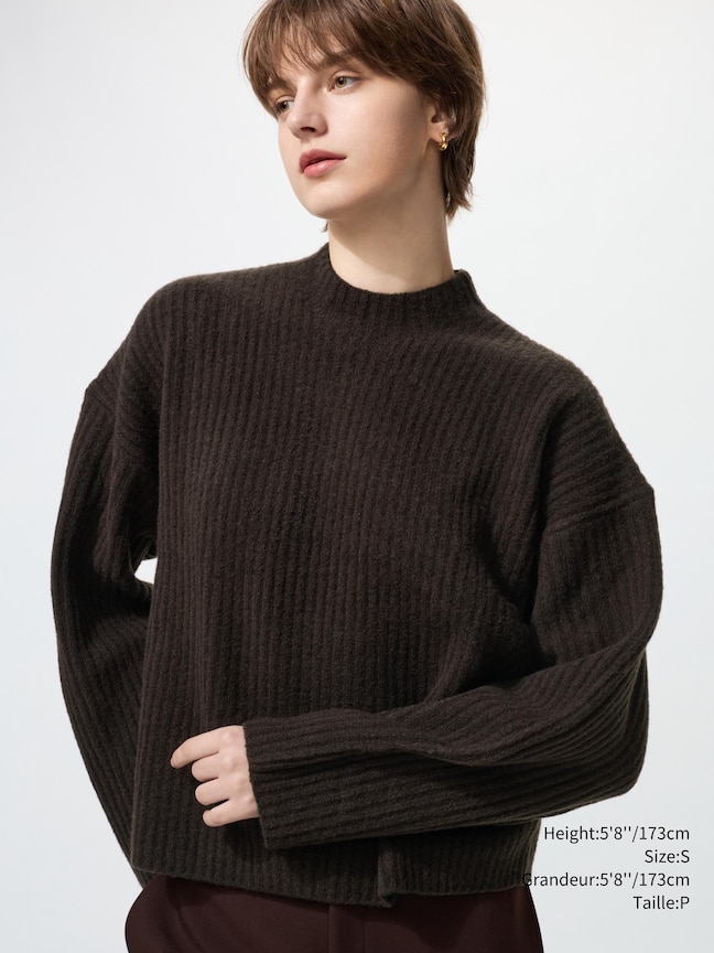 SOUFFLÉ YARN MOCK NECK SWEATER