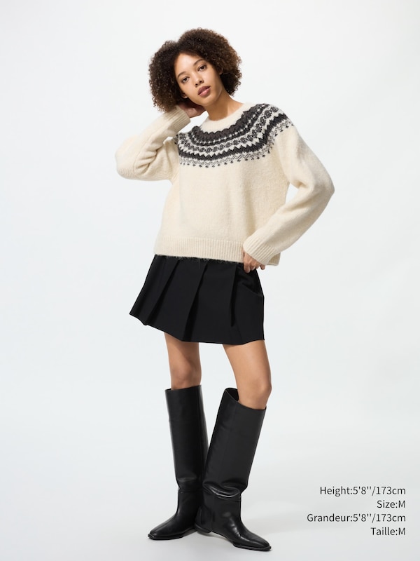 FLUFFY CREW NECK SWEATER