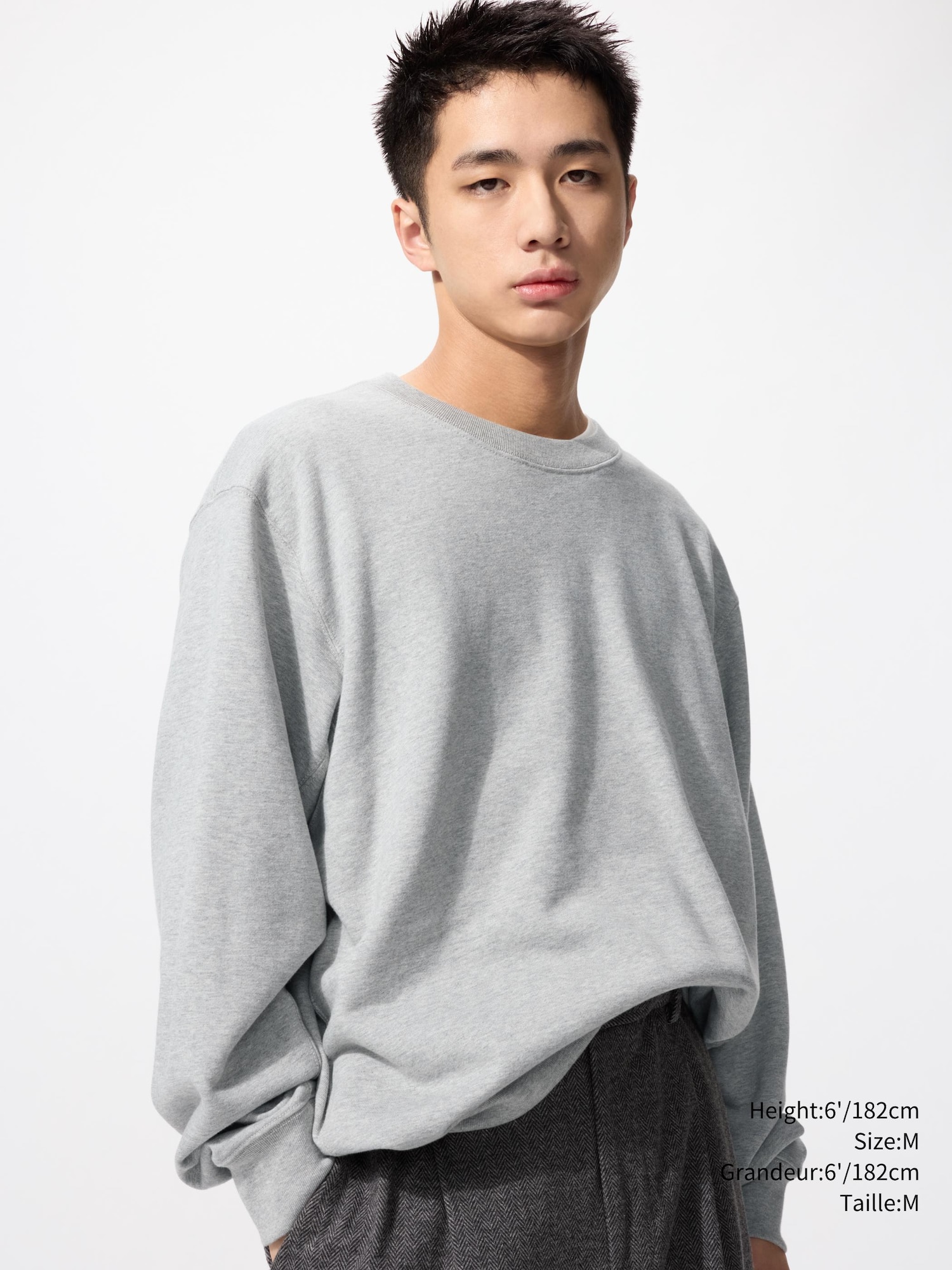 SWEATSHIRT