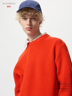 RIBBED CREW NECK SWEATER