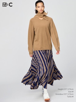 PLEATED LONG SKIRT