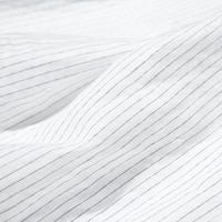 https://image.uniqlo.com/UQ/ST3/ca/imagesgoods/482285/feature/cagoods_482285_feature1.jpg