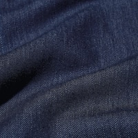 https://image.uniqlo.com/UQ/ST3/ca/imagesgoods/484813/feature/cagoods_484813_feature2.jpg