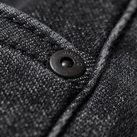https://image.uniqlo.com/UQ/ST3/ca/imagesgoods/488397/feature/cagoods_488397_feature4.jpg