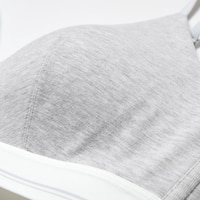 https://image.uniqlo.com/UQ/ST3/ca/imagesgoods/488845/feature/cagoods_488845_feature1.jpg