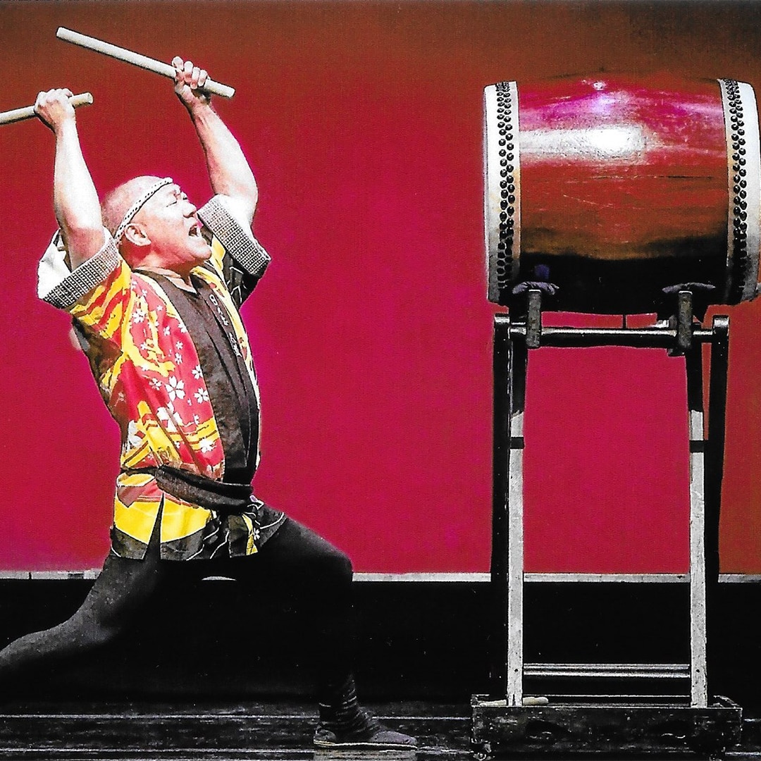 Traditional Japanese taiko drumming performance by Hinode Taiko