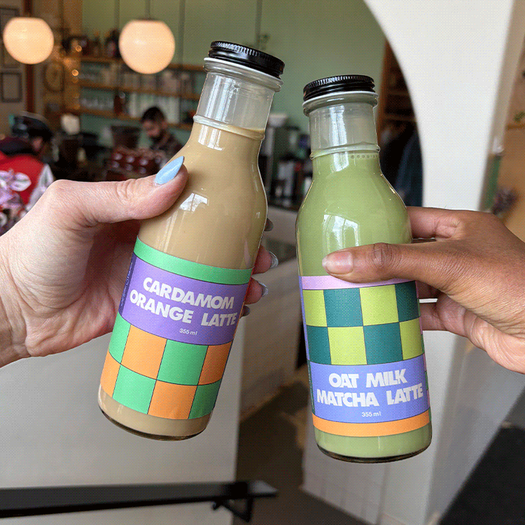 Cookies by Gunn's Bakery and refreshments by Sisters Coffee Maker