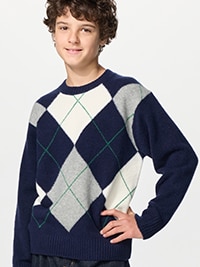 Shirts & Sweaters