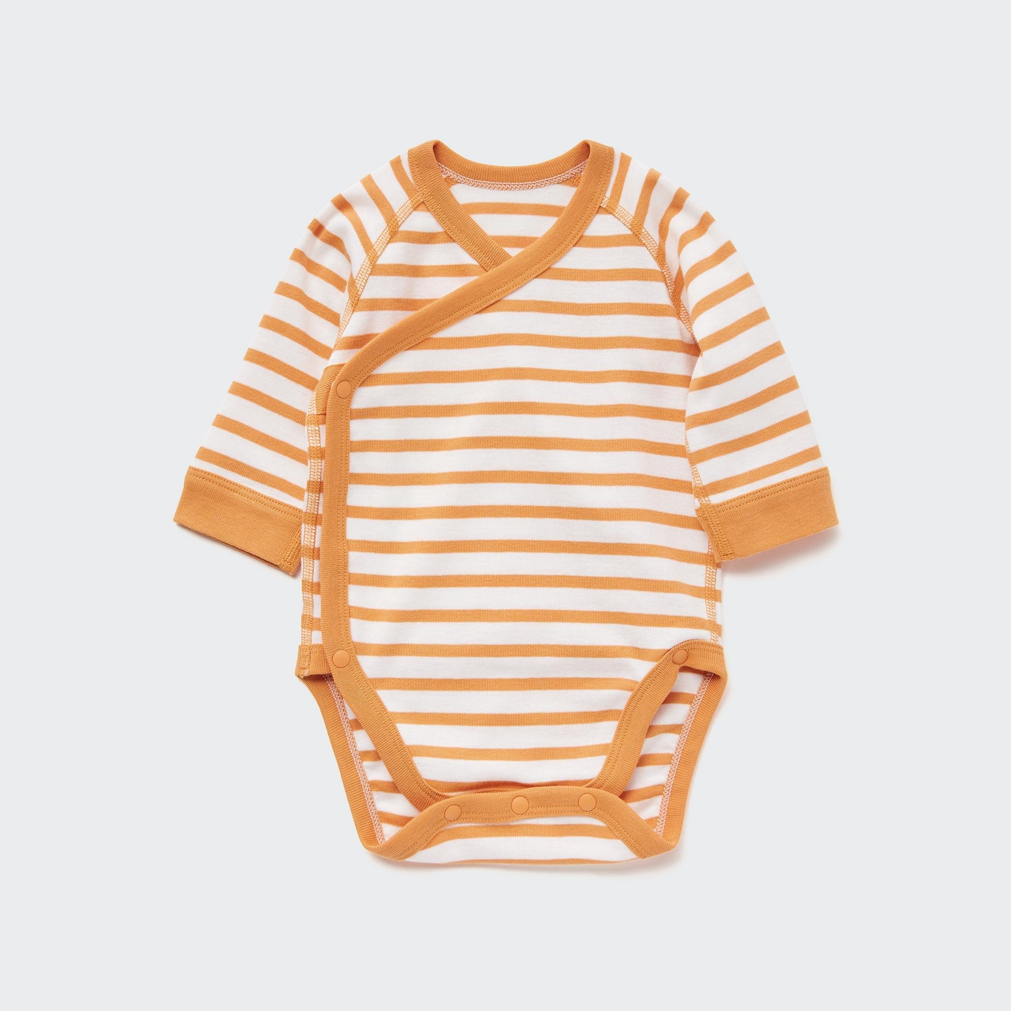 Uniqlo best sale newborn clothes