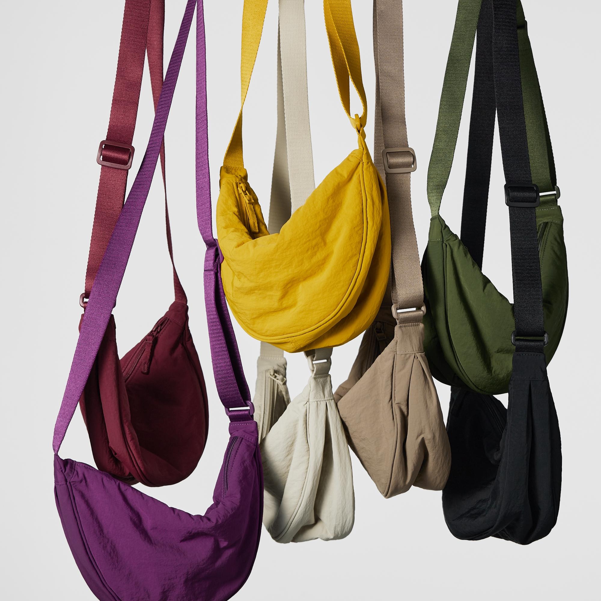 Round store shoulder bags