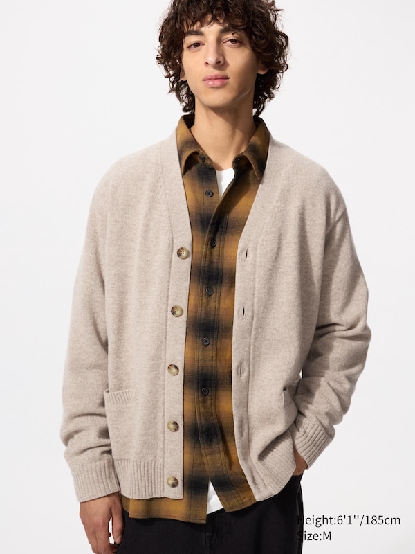 Cardigan Uomo Maglione Beige Abbinamento Lardini Outfit Maglione