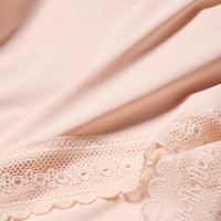 https://image.uniqlo.com/UQ/ST3/eu/imagesgoods/469509/feature/eugoods_469509_feature2.jpg