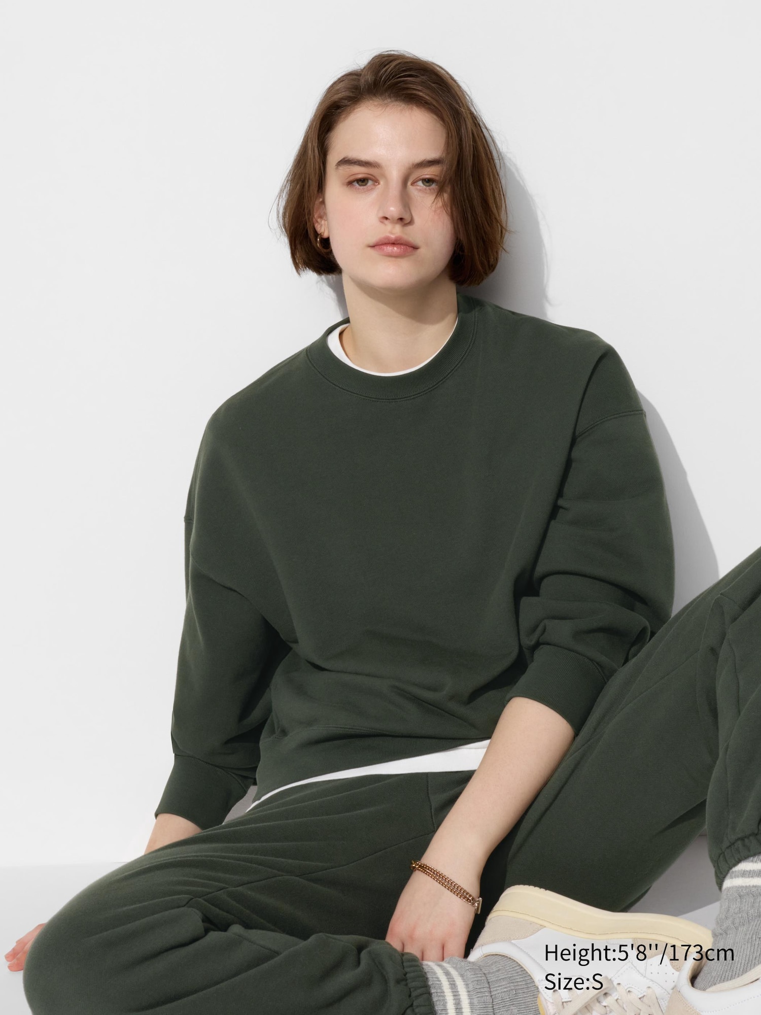 Women s Crew Neck Sweatshirt UNIQLO LV