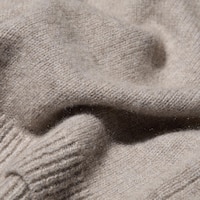 https://image.uniqlo.com/UQ/ST3/eu/imagesgoods/471668/feature/eugoods_471668_feature1.jpg
