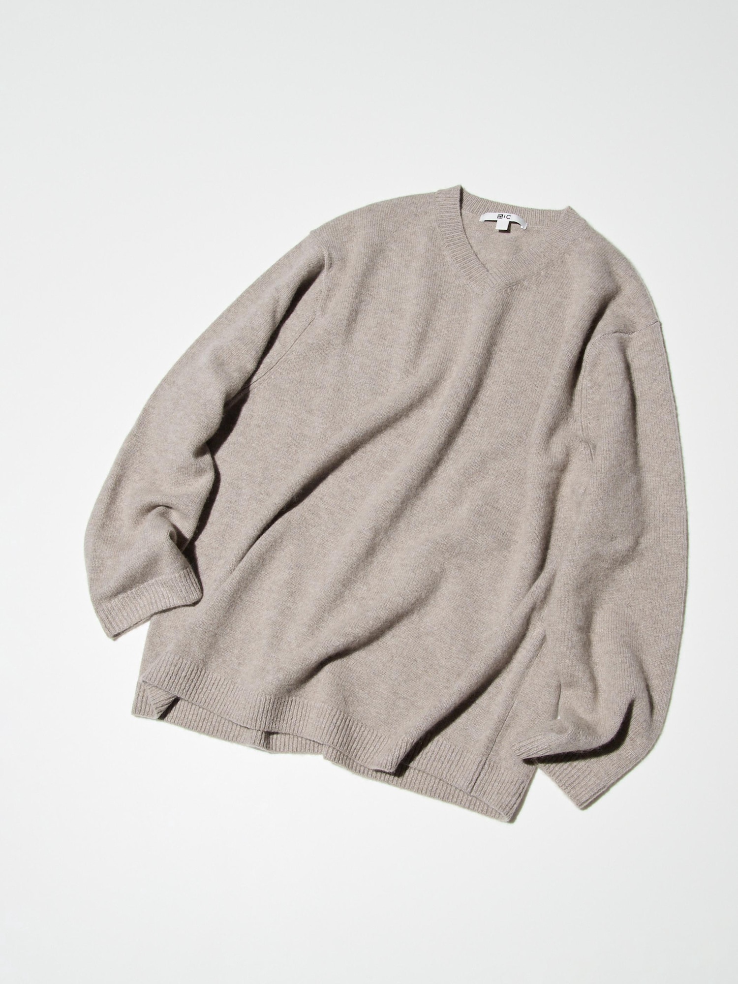 Jersey cashmere cuello pico relax para Mujer UNIQLO ES