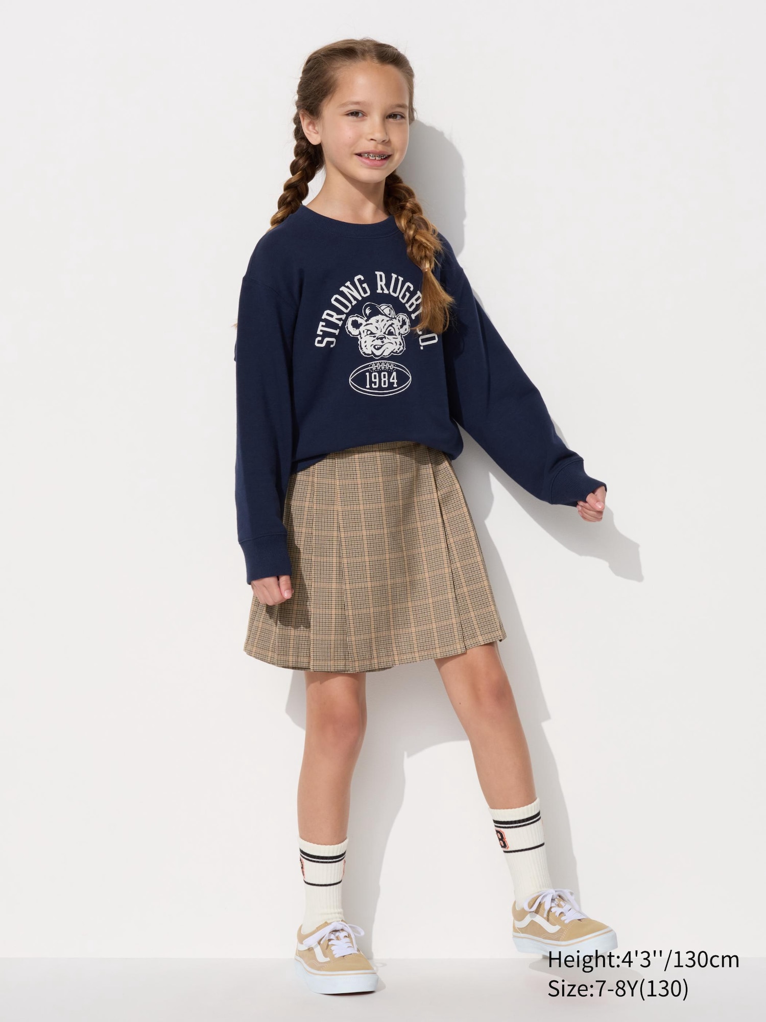 Decouvrez les looks avec Mini Jupe Culotte a Carreaux Sweat Graphique UT Magic For All by Yu Nagaba UNIQLO FR