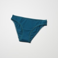 https://image.uniqlo.com/UQ/ST3/eu/imagesgoods/472385/feature/eugoods_472385_feature1.jpg