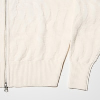 https://image.uniqlo.com/UQ/ST3/eu/imagesgoods/476718/feature/eugoods_476718_feature3.jpg