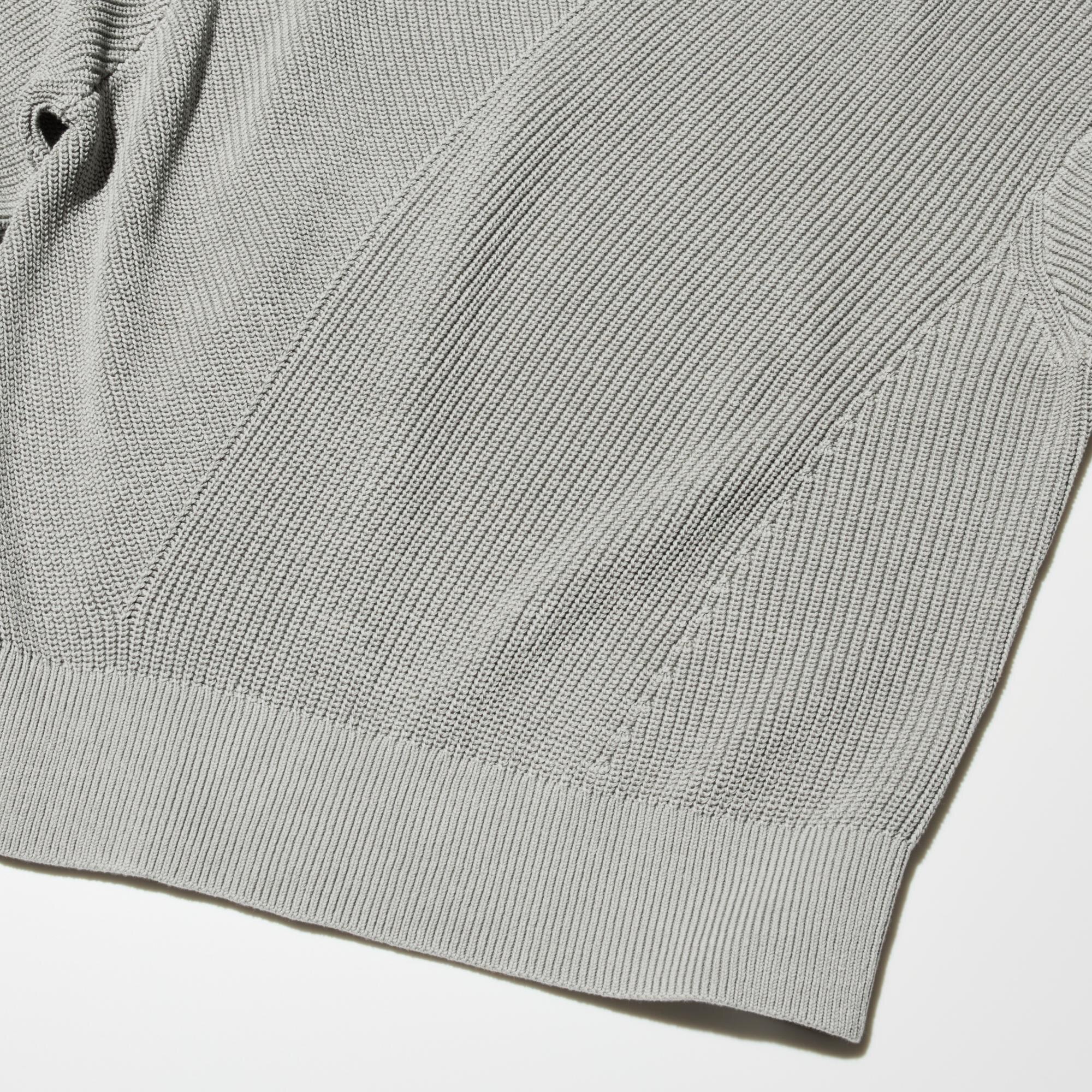 Vêtement vert UNIQLO pour Femme - Vestiaire Collective