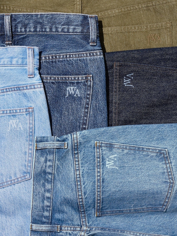 Straight Jeans (Shorter)
