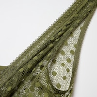https://image.uniqlo.com/UQ/ST3/eu/imagesgoods/477477/feature/eugoods_477477_feature2.jpg