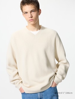 3D Knit Seamless Soufflé Yarn V Neck Jumper