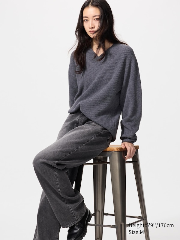 3D Knit Seamless Soufflé Yarn V Neck Jumper