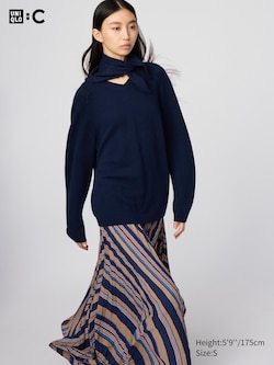 100% Cashmere Relaxed V Neck Jumper