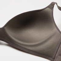 https://image.uniqlo.com/UQ/ST3/eu/imagesgoods/482661/feature/eugoods_482661_feature6.jpg