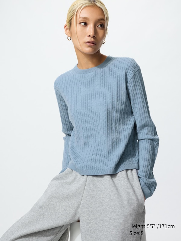 Pull court en maille torsadée