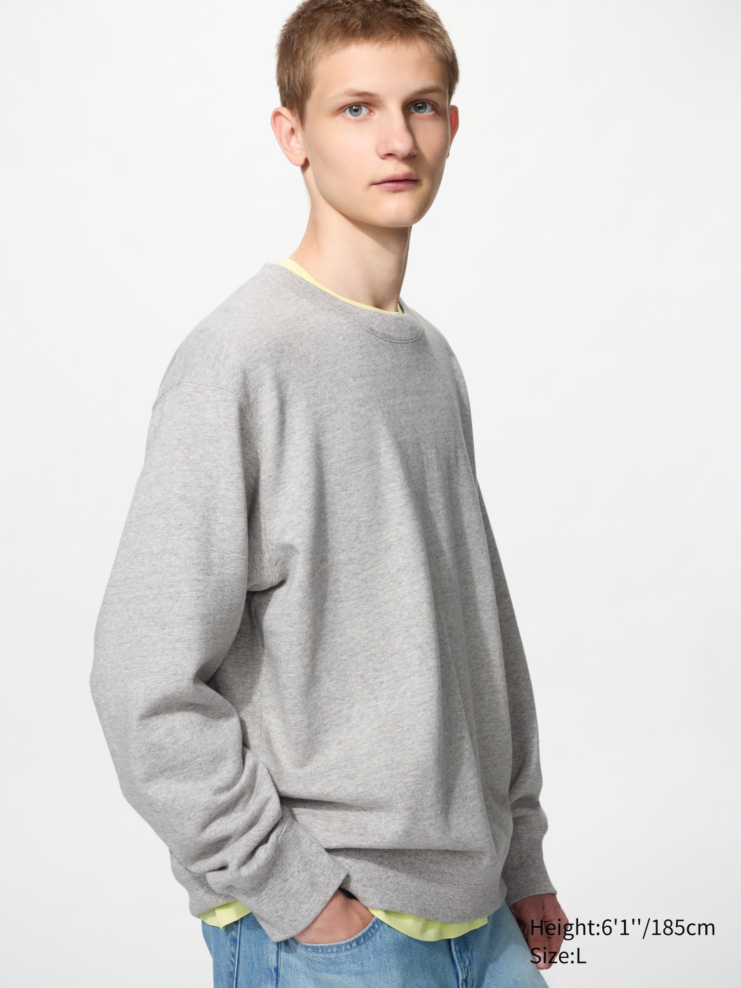 Sweatshirt