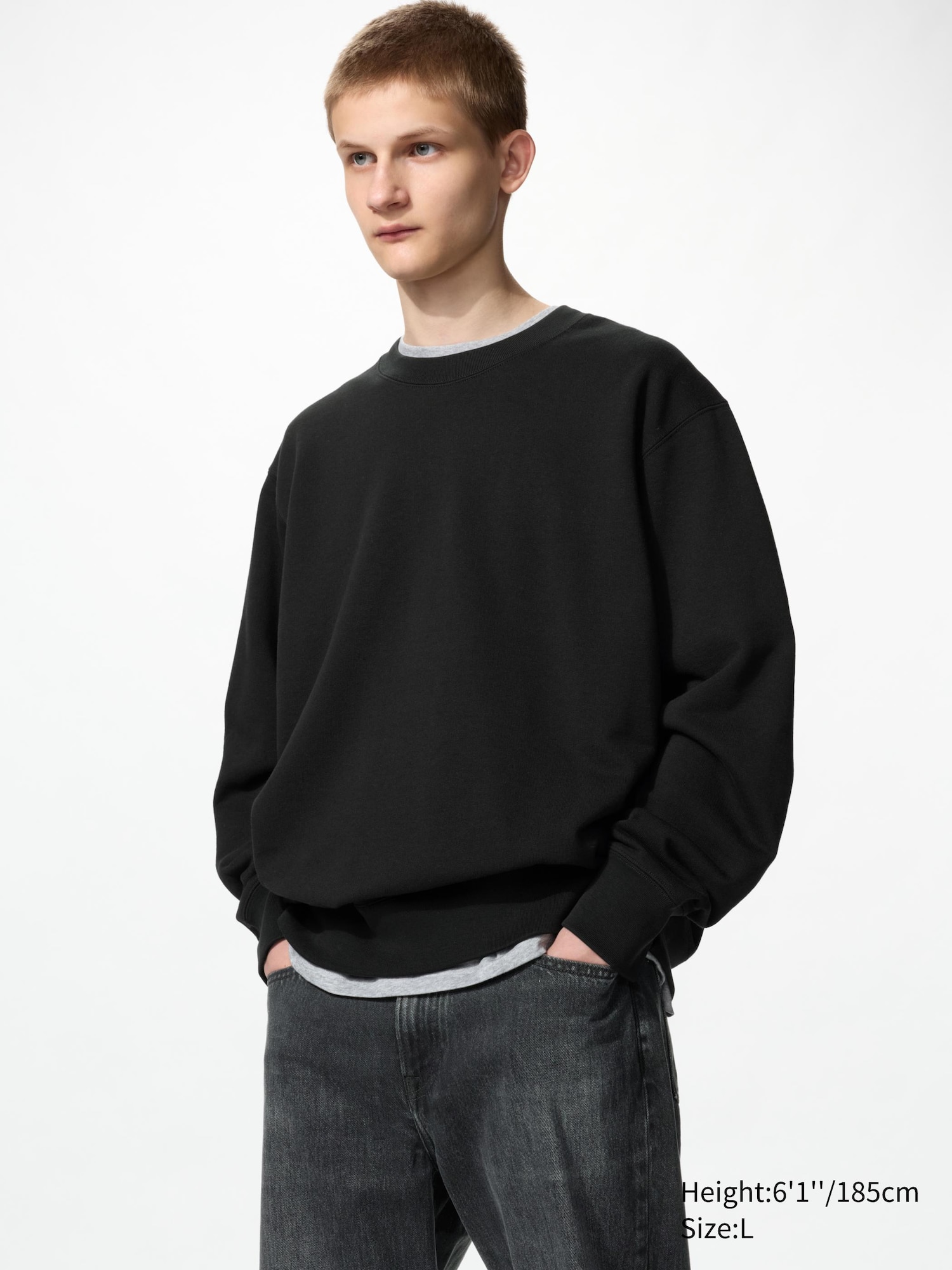 Sweatshirt