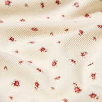 https://image.uniqlo.com/UQ/ST3/eu/imagesgoods/487118/feature/eugoods_487118_feature1.jpg